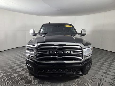 Used 2024 RAM 2500 Laramie w/ Safety Group AWD/4WD image 3