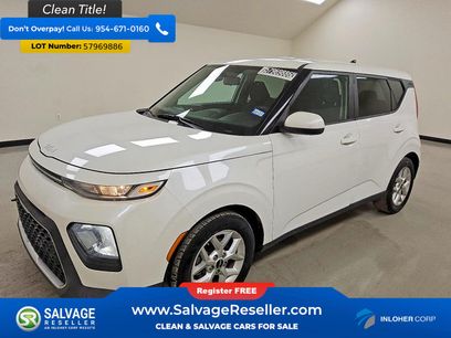 Used 2022 Kia Soul LX w/ Technology Package