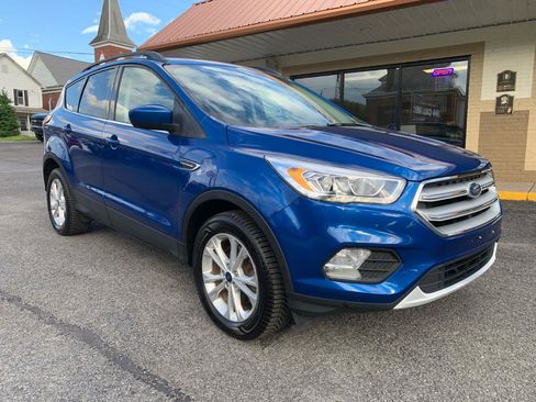 Used 2019 Ford Escape SEL AWD/4WD image 6