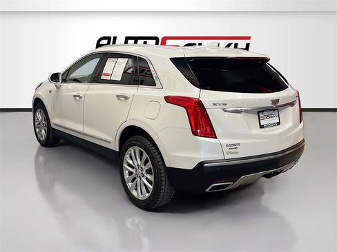 Used 2017 Cadillac XT5 Platinum image 5