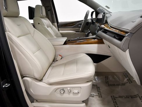 Used 2024 Cadillac Escalade ESV Sport Platinum AWD/4WD image 21