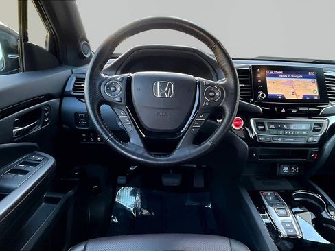 Used 2023 Honda Ridgeline Black Edition image 9