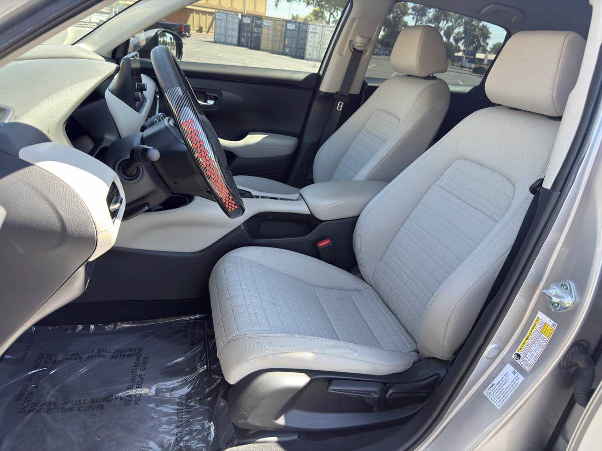 Used 2024 Honda HR-V LX image 13
