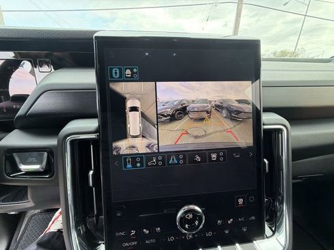 New 2026 GMC Yukon XL Denali image 15