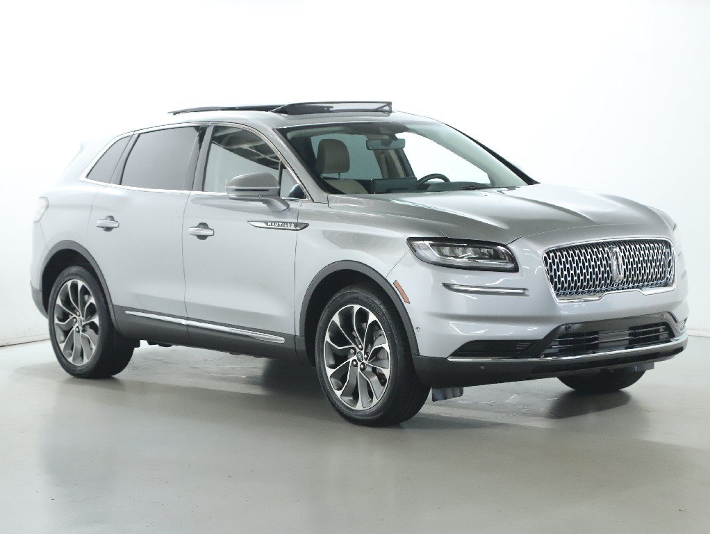 Used 2023 Lincoln Nautilus Reserve w/ Equipment Group 201A AWD/4WD image 9