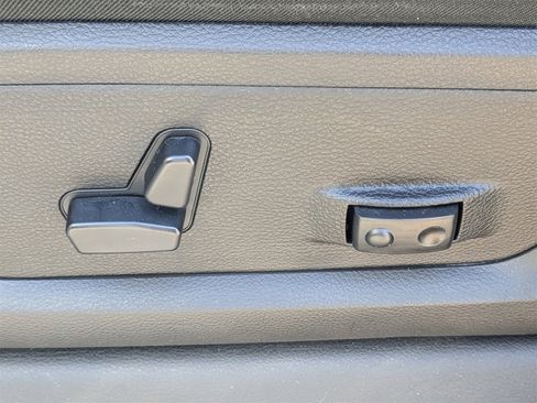 Used 2020 RAM 3500 Laramie image 21