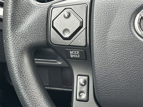 Used 2017 Toyota Tacoma SR image 24