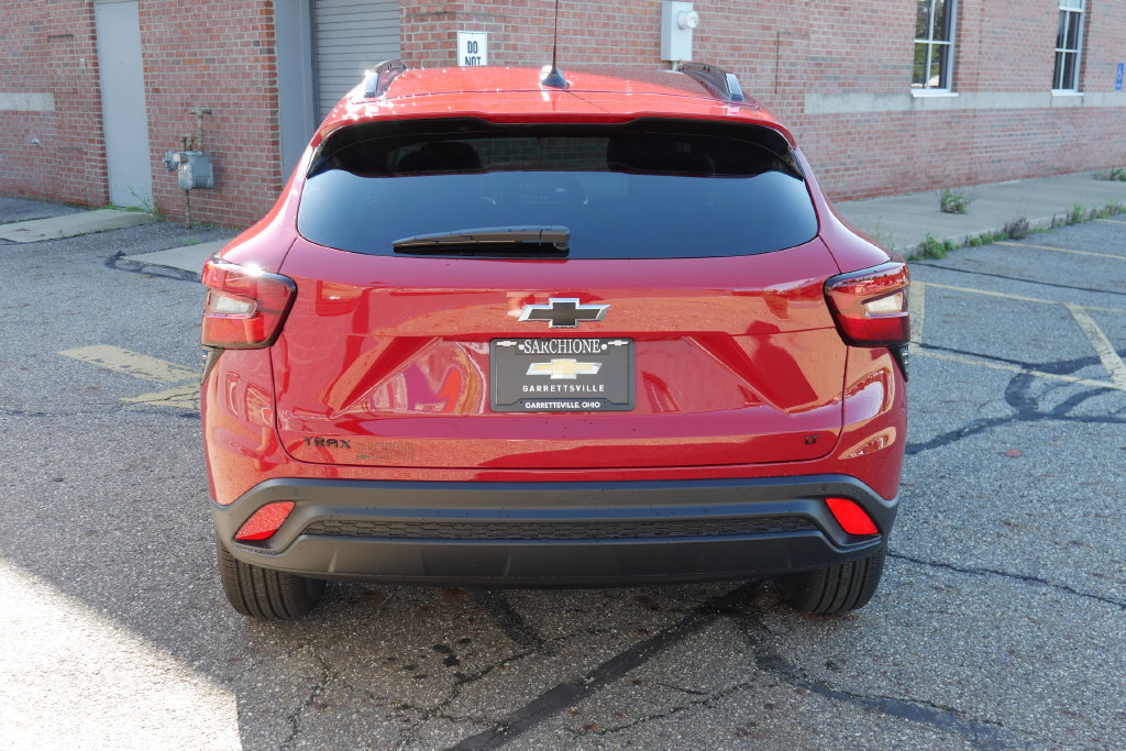 New 2026 Chevrolet Trax LT w/ Driver Confidence Package FWD image 6