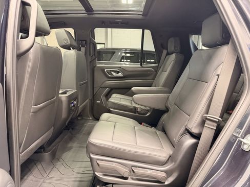 Used 2024 Chevrolet Tahoe Z71 image 15