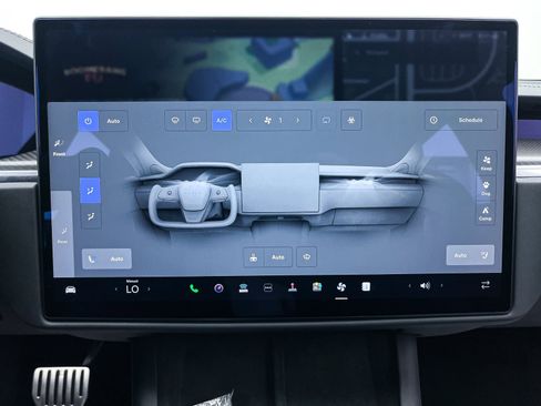 Used 2021 Tesla Model S Plaid image 23