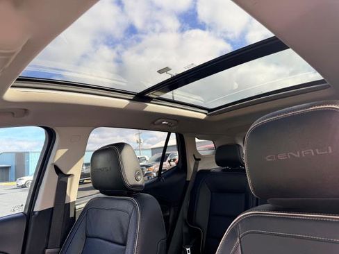 Used 2019 GMC Terrain Denali image 10