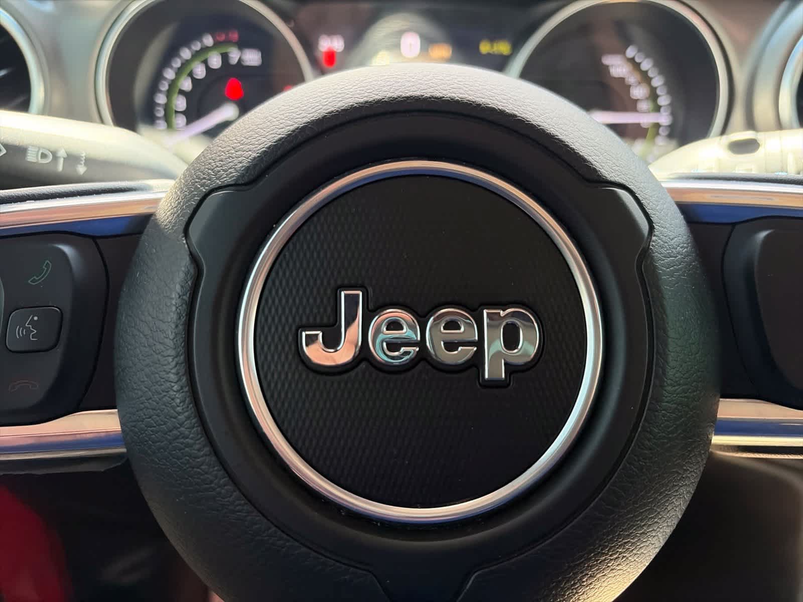 Used 2023 Jeep Wrangler Unlimited Rubicon 4xe w/ Cold Weather Group AWD/4WD image 45