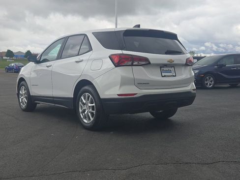 Used 2024 Chevrolet Equinox LS FWD image 5