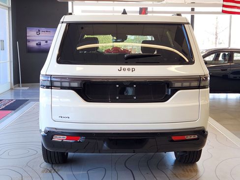 New 2026 Jeep Grand Wagoneer Limited image 2