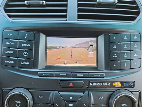 Used 2017 Ford Explorer XLT image 24