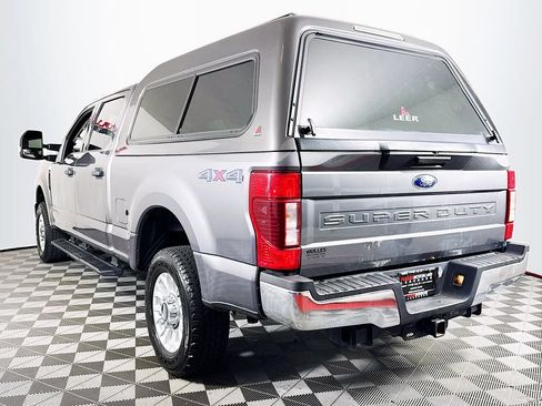 Used 2022 Ford F250 XLT AWD/4WD image 5