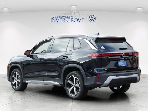 New 2026 Volkswagen Tiguan SE AWD/4WD image 3
