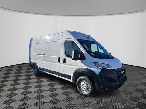 New 2026 RAM ProMaster 2500 w/ Premium Convenience Group image 4