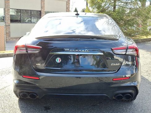 Used 2022 Maserati Ghibli Modena Q4 AWD/4WD image 5