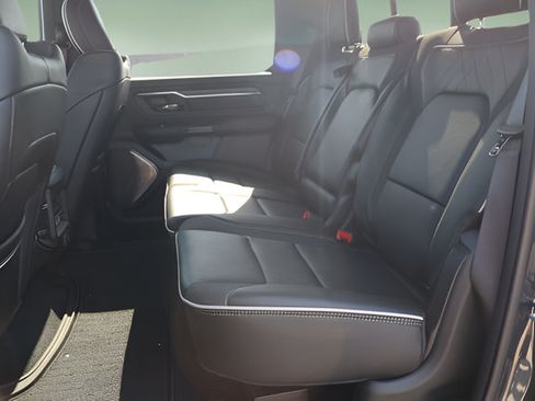 Used 2025 RAM 1500 Limited AWD/4WD image 23
