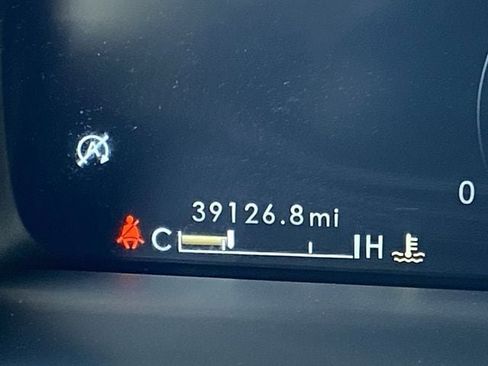 Used 2022 Lincoln Nautilus Reserve w/ Equipment Group 201A image 31