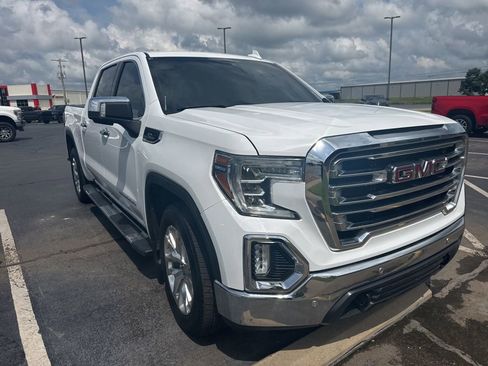Used 2019 GMC Sierra 1500 SLT w/ SLT Premium Plus Package RWD image 3