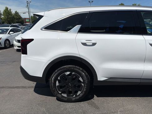 New 2026 Kia Sorento S AWD/4WD image 7