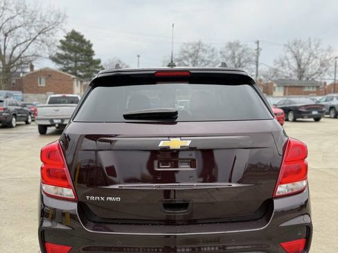 Used 2022 Chevrolet Trax LT w/ Driver Confidence Package image 5