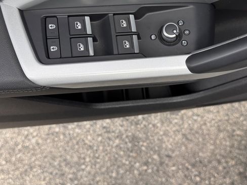 Used 2022 Audi Q3 2.0T Premium image 17