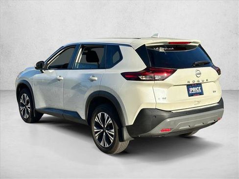 Used 2023 Nissan Rogue SV image 6