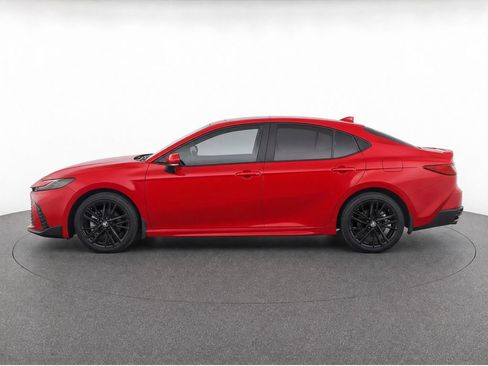 Used 2025 Toyota Camry SE w/ Multimedia Upgrade Package FWD image 8