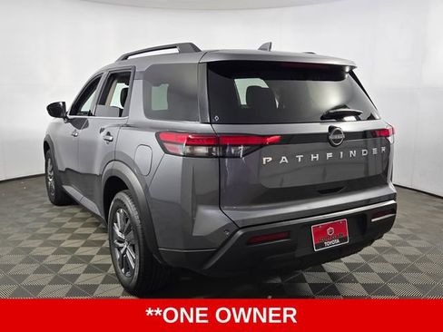 Used 2025 Nissan Pathfinder SV FWD image 6