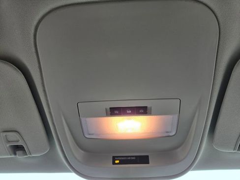 Used 2021 Chevrolet Colorado W/T w/ Custom Special Edition image 22