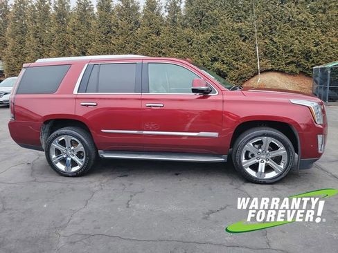 Used 2018 Cadillac Escalade Premium Luxury image 8