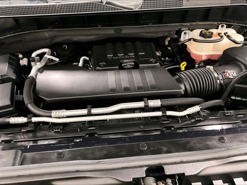 Used 2024 Chevrolet Silverado 1500 LT image 34