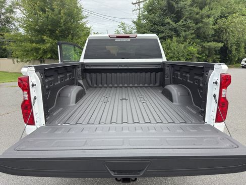 New 2026 Chevrolet Silverado 2500 Custom w/ Custom Value Package AWD/4WD image 18