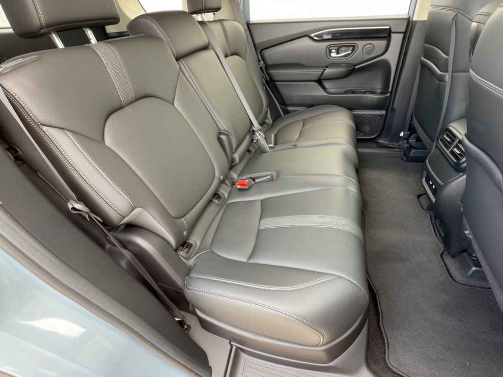 Used 2026 Honda Passport RTL image 29