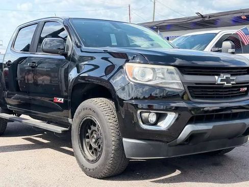 Used 2018 Chevrolet Colorado Z71 RWD image 11