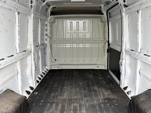 Used 2021 RAM ProMaster 3500 w/ Convenience Group image 11