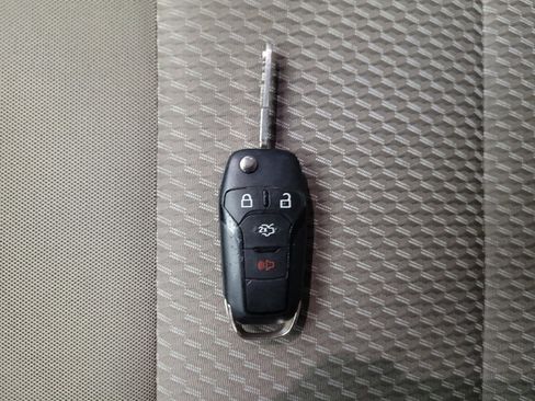 Used 2021 Ford Explorer 2WD image 32