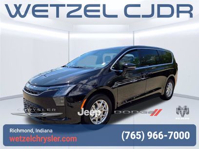 New 2027 Chrysler Pacifica Select