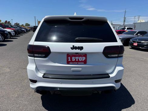 Used 2018 Jeep Grand Cherokee Trackhawk AWD/4WD image 4