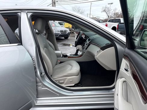 Used 2012 Cadillac CTS Luxury image 11