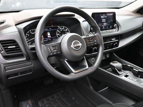 Used 2023 Nissan Rogue S FWD image 16