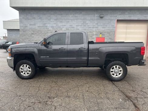 Used 2015 Chevrolet Silverado 2500 LT w/ LT Convenience Package image 2
