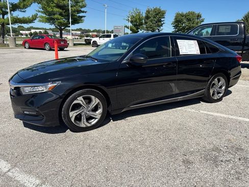 Used 2018 Honda Accord EX image 14