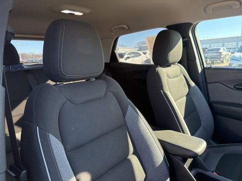 Used 2023 Chevrolet TrailBlazer LT image 47