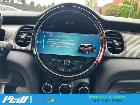 Used 2024 MINI Cooper SE FWD image 29