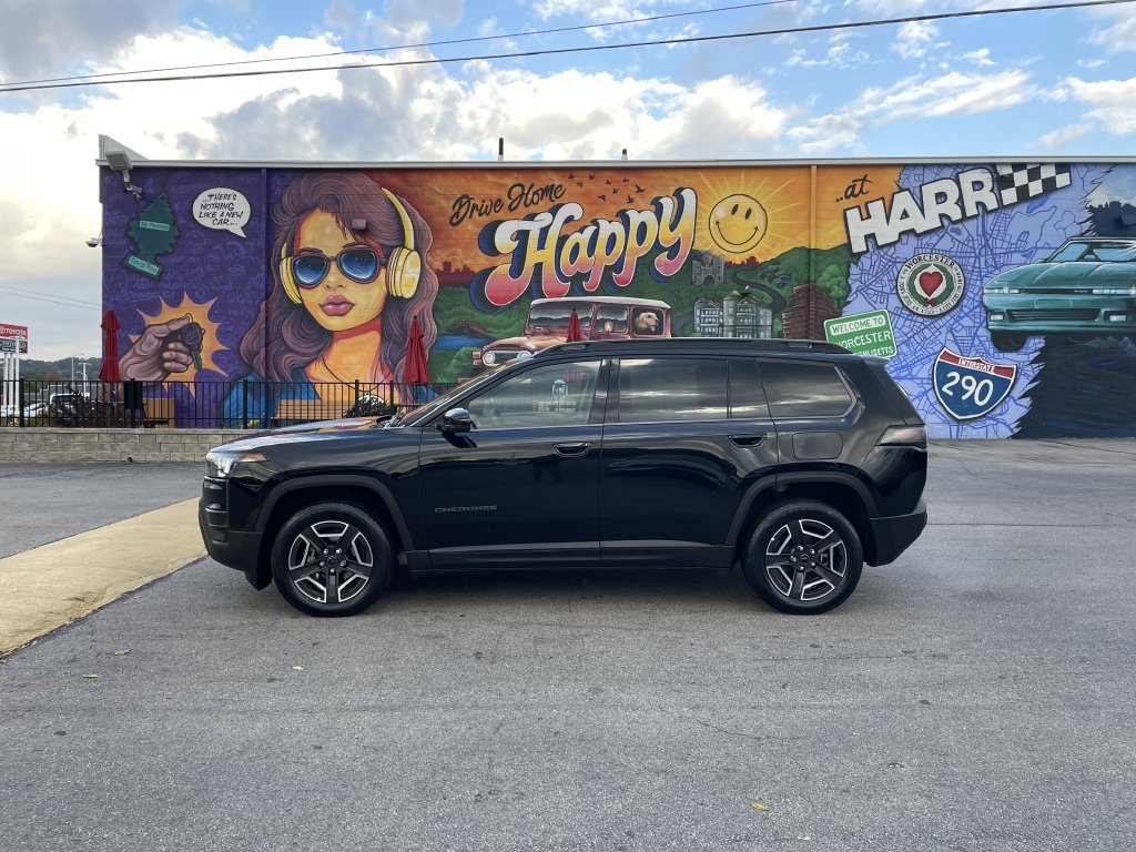 Used 2026 Jeep Cherokee Limited AWD/4WD image 2