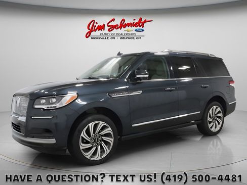 Used 2022 Lincoln Navigator Reserve AWD/4WD image 1